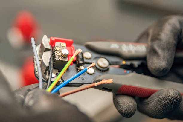 Best Licensed Electrician  in Medina, TX